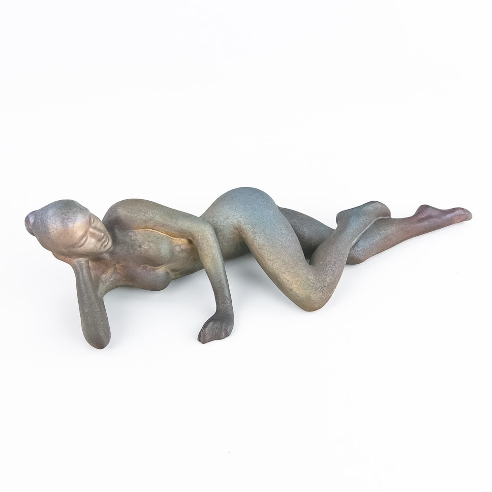 George Tudzarov Zaro Nude Woman Sculpture 106/950: Limited Edition George Tudzarov Zaro "Merry Jo" nude woman sculpture # 106 of 950. Stunning artist signed Raku pottery sculpture signed and numbered on bottom side. Approximately 18" long, 6" wide and
