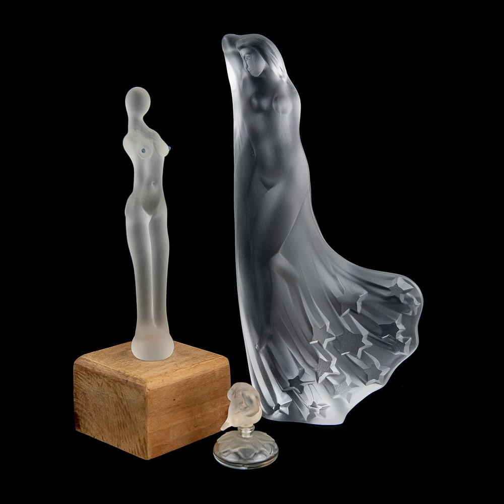 (3) Frosted Glass Nude Figurines Desna Electra +: Very nice collection of (3) various nude frosted glass figurines. Each is in very good overall condition with no chips or cracks noted. Specifically Desna "Electra" 9" x 5" x 2" nude woman with flowin