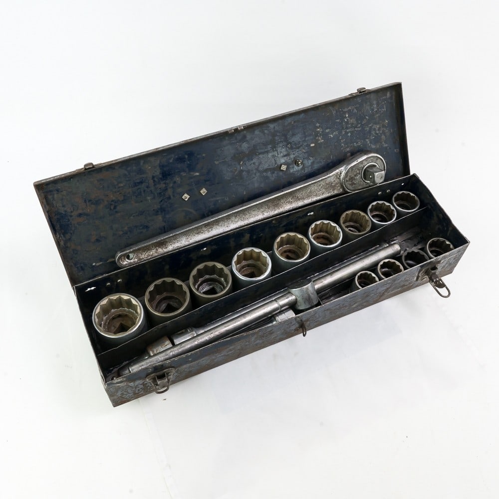 1930's N.F. Naught Ratchet Wrench w/ 13 Sockets (1 of 13)