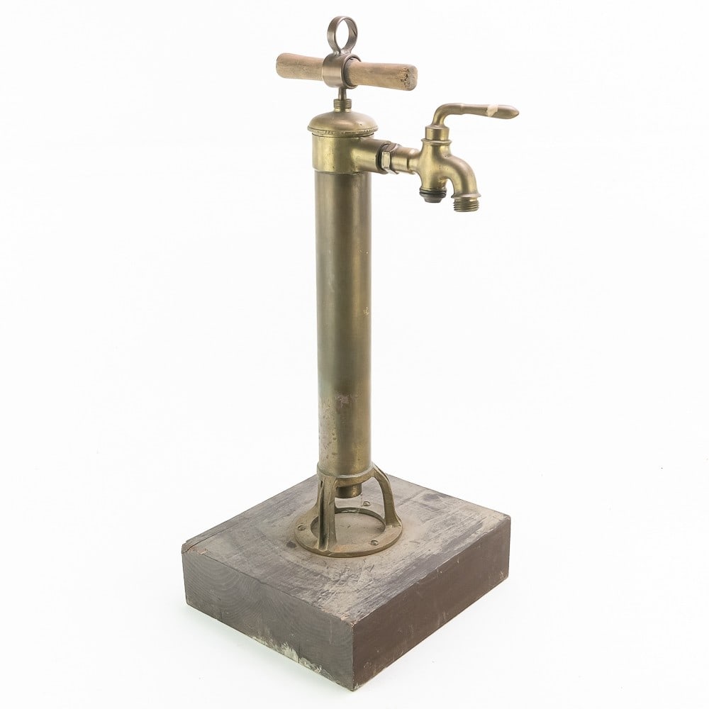 Brass Hand Oil Pump With Spigot Auction