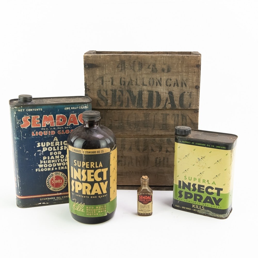 Vintage Standard Oil Household Products (1 of 12)