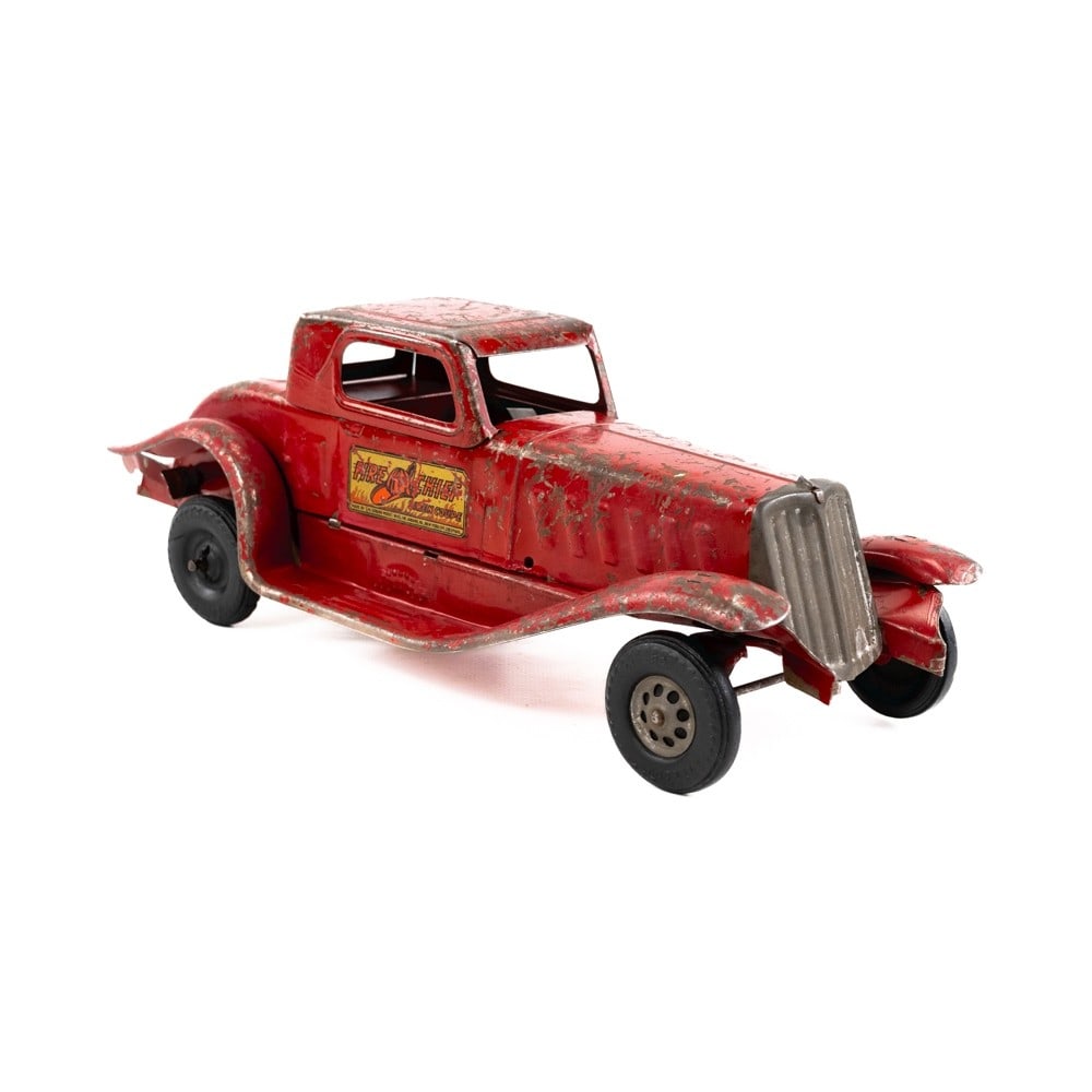 Girard Pressed Steel Fire Chief Coup Windup Car (1 of 9)