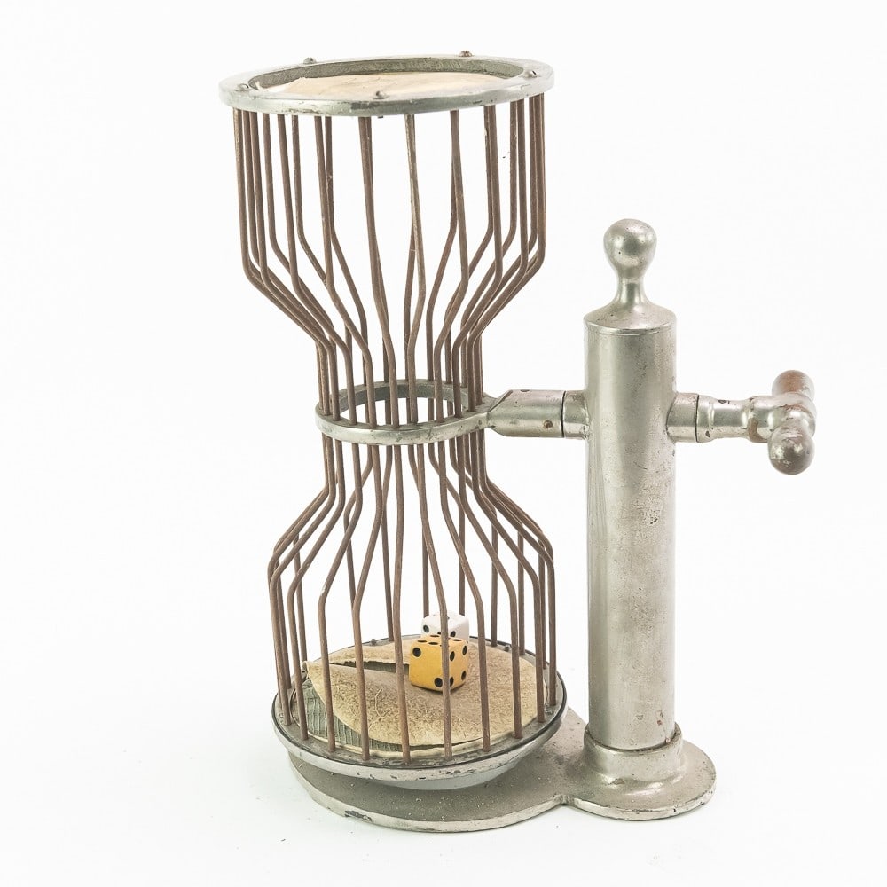 10" Chuck-A-Luck Casino Dice Cage With Dice: A solid all steel gambling carnival piece. Surface rust on the hour glass shaped cage an some use wear on the handle. This functions properly and will look great with clean up and minor restoration. H