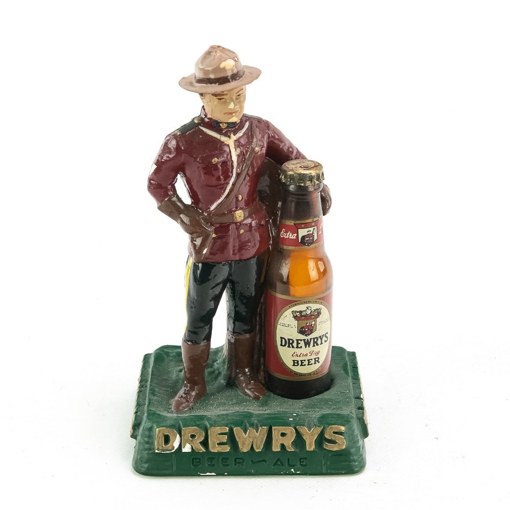 Drewry's Beer Chalk Advertising Statue (1 of 5)