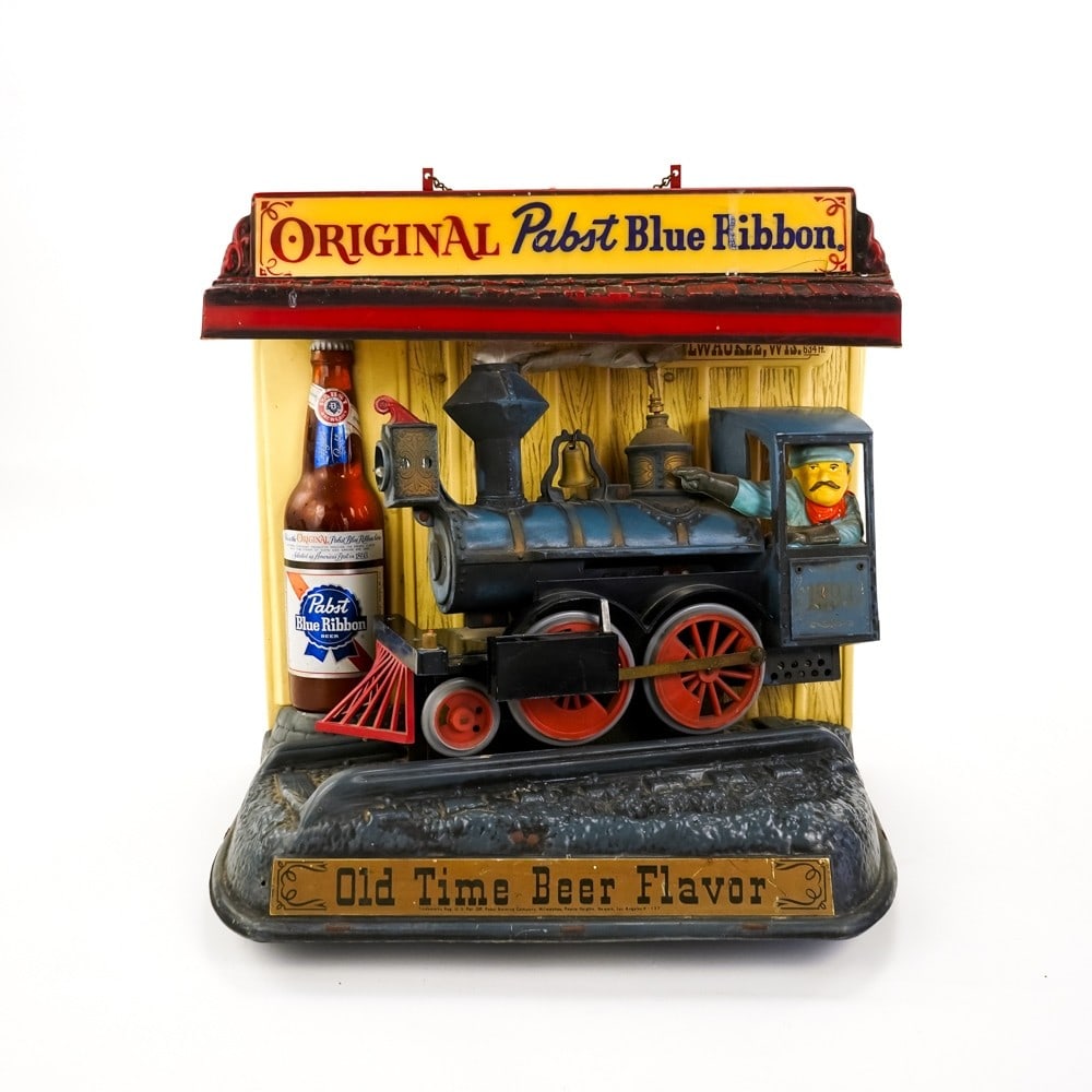 Pabst Blue Ribbon Train Advertisement Lamp (1 of 8)