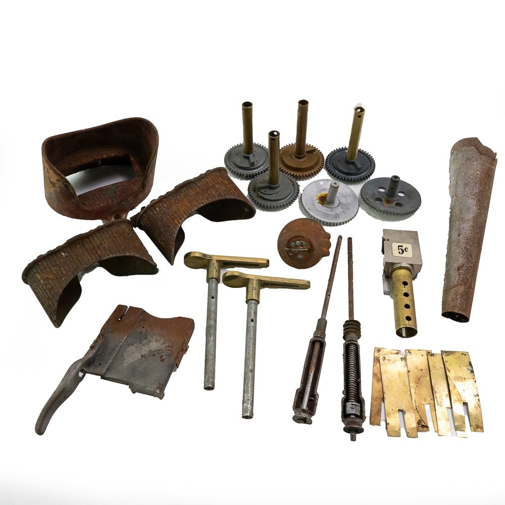 Lot of Mutoscope Parts: Includes repro main drive gears, 3 original viewing hoods, 2 incomplete repro cranks, and other parts (see photos)