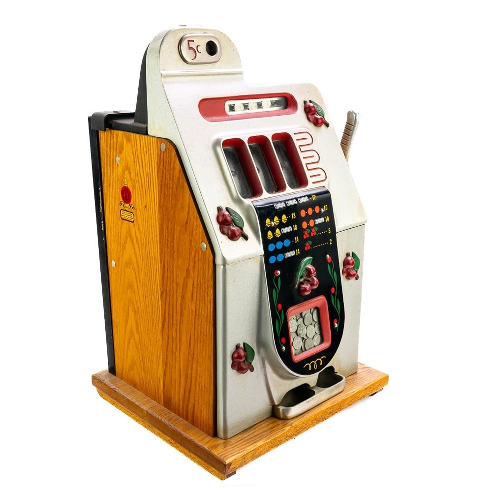 Coin Op "Mills" Black Cherry 5 Cent Slot Machine (1 of 13)