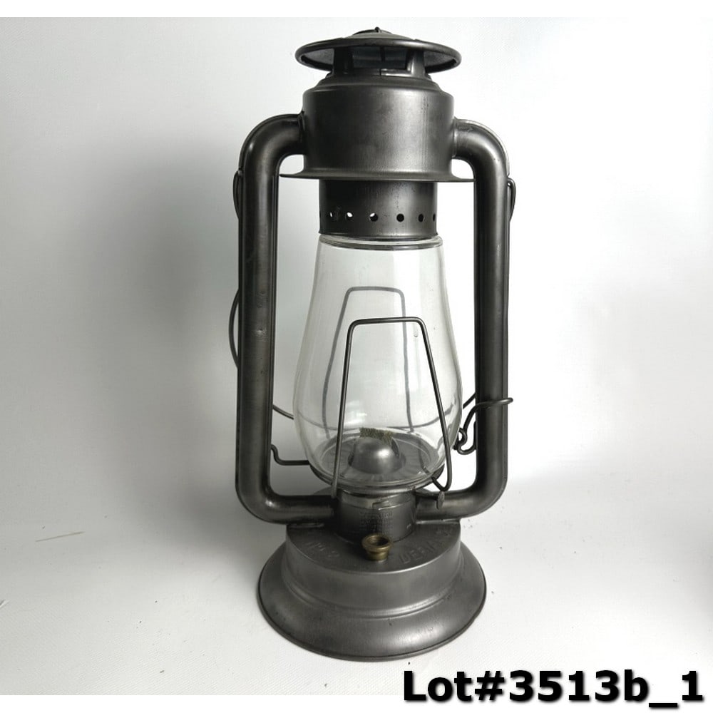 Defiance No. 2Kerosene Lantern (1 of 4)