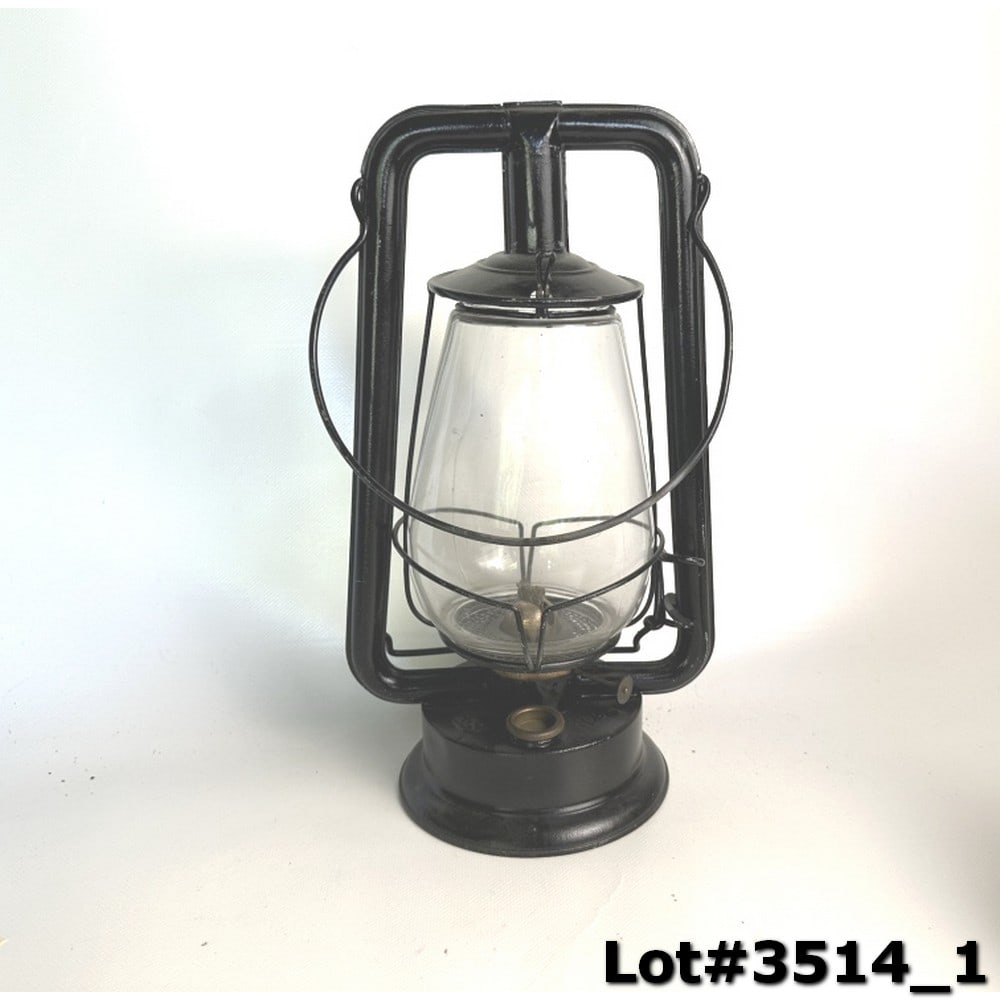 RAY-O No. 90 Kerosene Lantern: Very good condition 13.5" Tall