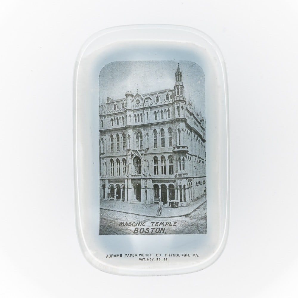 Boston Masonic Temple Glass Souvenir Paper Weight: Vintage Boston Masonic Temple glass souvenir paperweight. Abrams paper weight company. In good overall condition with minor scratches and light wear. Approximately 4"T x 1"D x 2.5"W. Please use photos