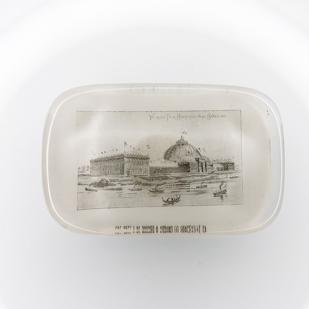 Vintage Worlds Fair Glass Souvenir Paper Weight (1 of 4)