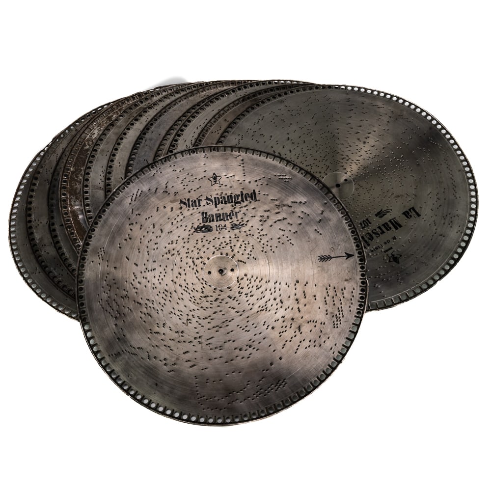 12 Mira 18.5"Music Box Discs: In good condition, includes: The Star Spangled Banner, La Marseillaise, The Mockingbird, My Old Kentucky Home, Stabat Mater, Coming Through the Rye, and more - see photos.