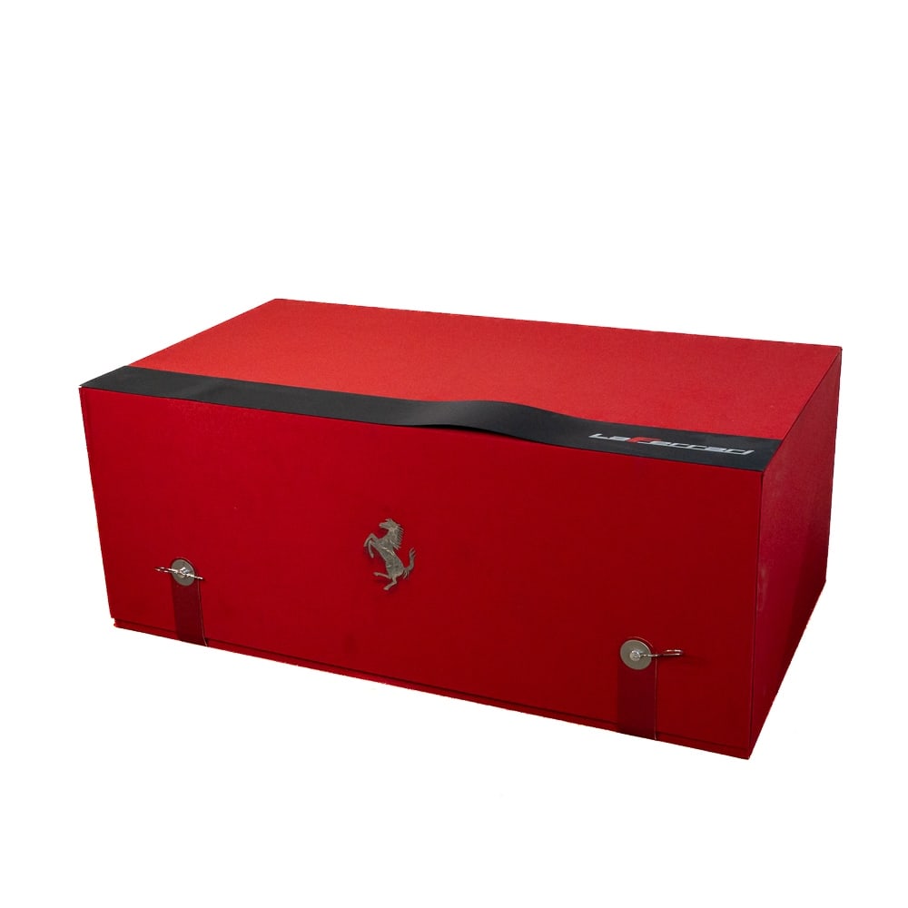 La Ferrari Dealer Showroom Display Box (1 of 10)