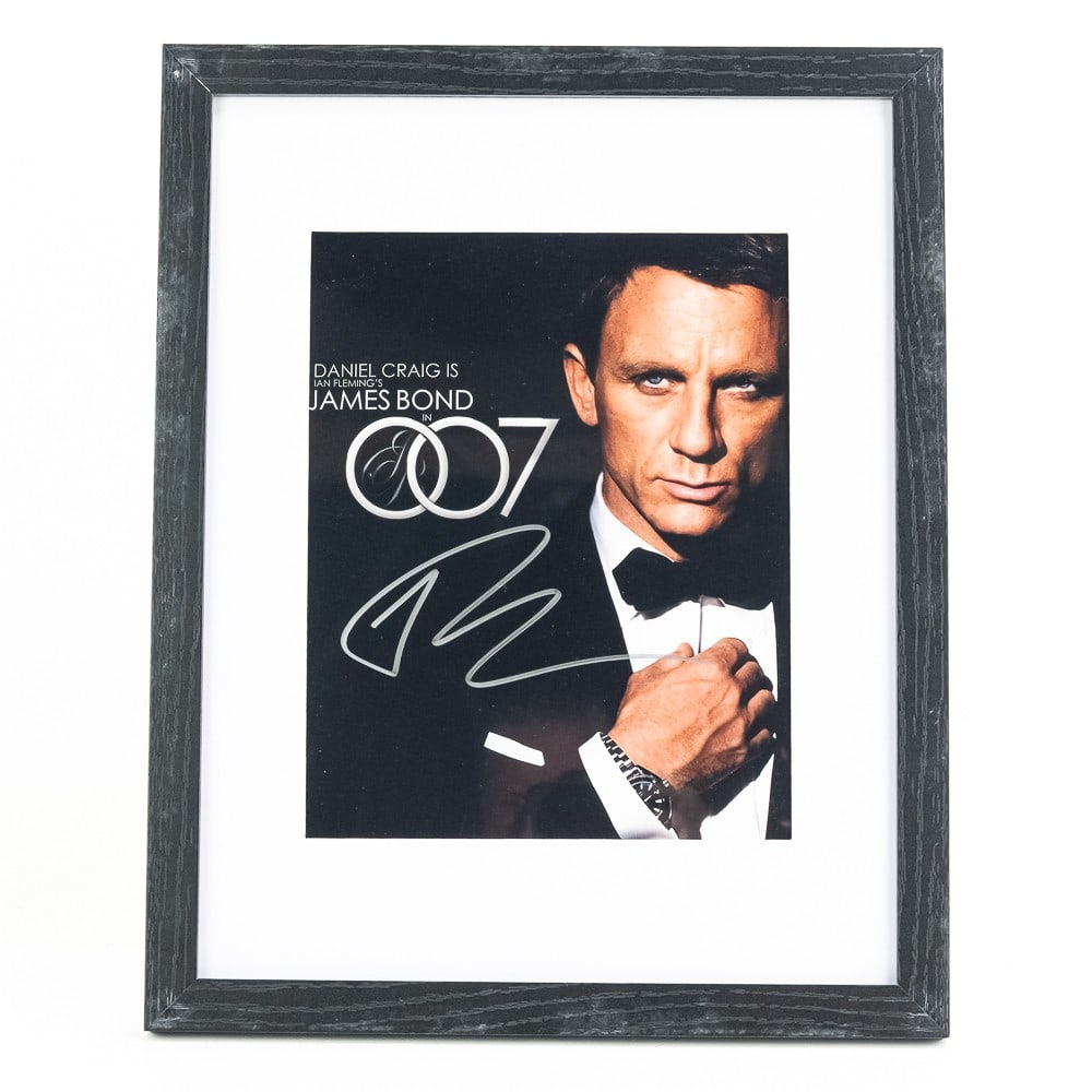 Daniel Craig Autographed Bond 007 Photo w COA (1 of 3)