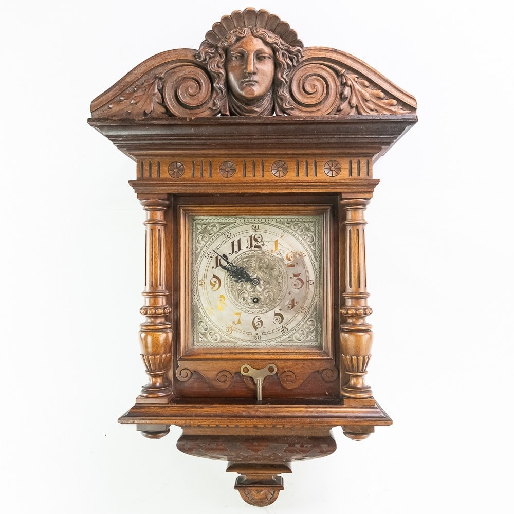 Victorian Carved Walnut 8 Day Bracket Clock (1 of 13)