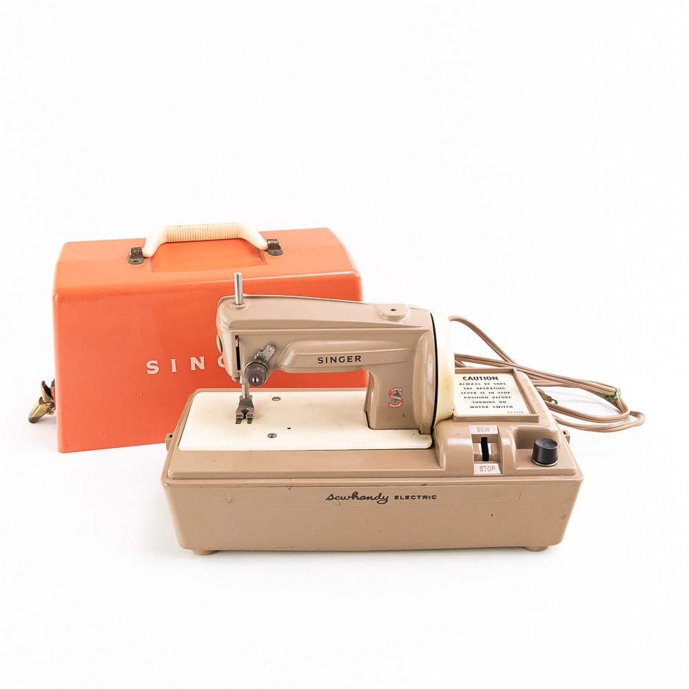 Vintage Singer Sewhandy Electric Sewing Machine (1 of 14)
