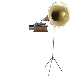 Edison Triumph Cyl Phonograph w/Repeater & Horn