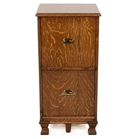 Quarter Sawn Oak 2 Drawer Record Cabinet