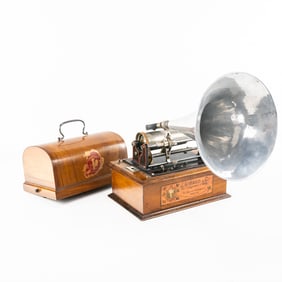 Pathe - Coquet Model Cylinder Phono w/Horn