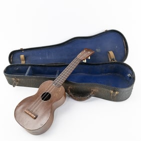 C.F. Martin O Style1940s Ukulele All Original/Case