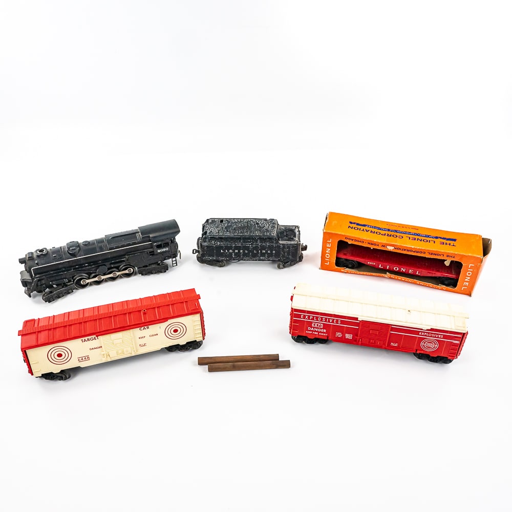 Lionel #2020 Locomotive #6470 Tender & More (1 of 7)