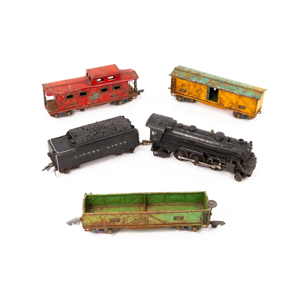 Lionel Engine & Tender, American Flyer Railway Car (1 of 6)