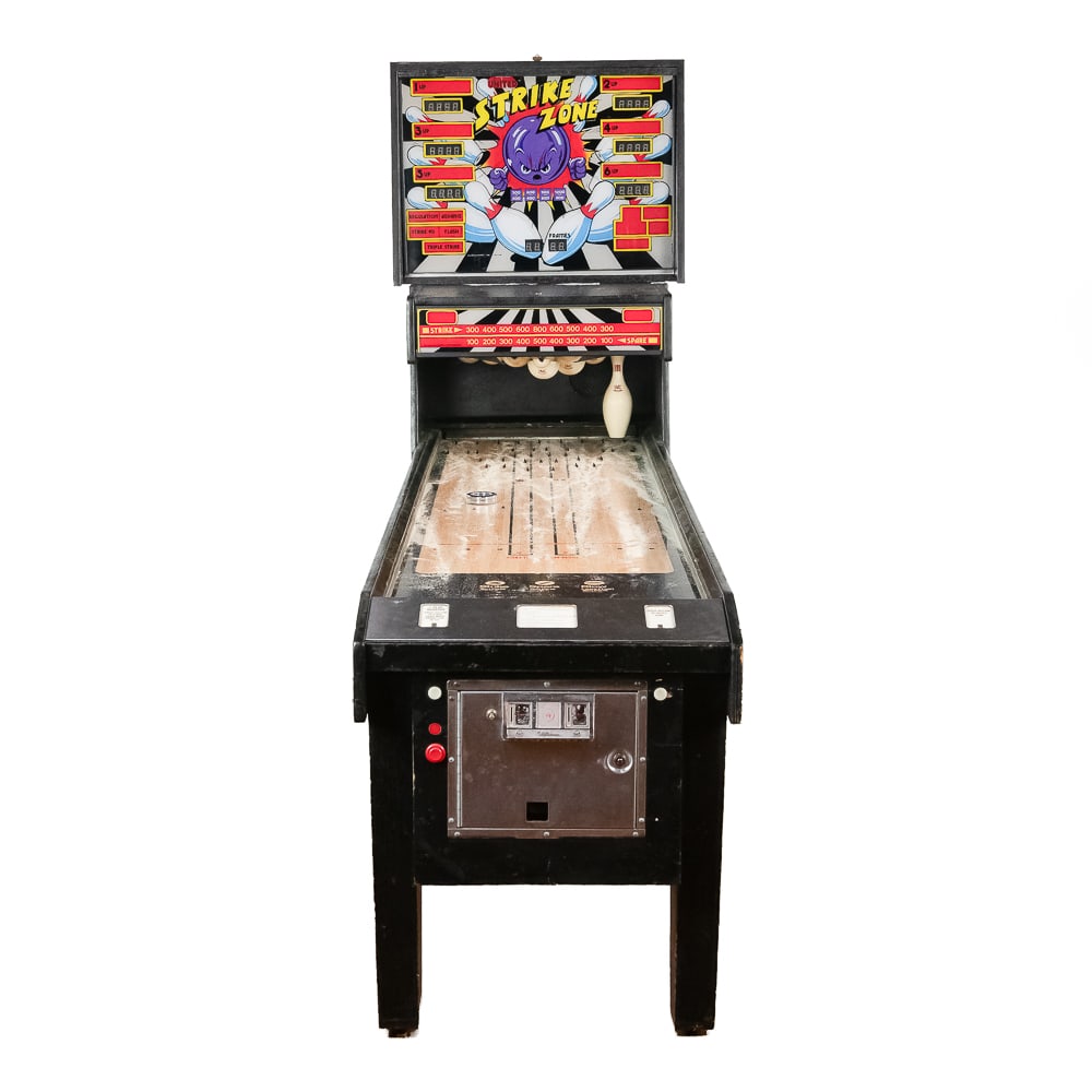 Williams Strike Zone Puck Bowling Game (1 of 19)