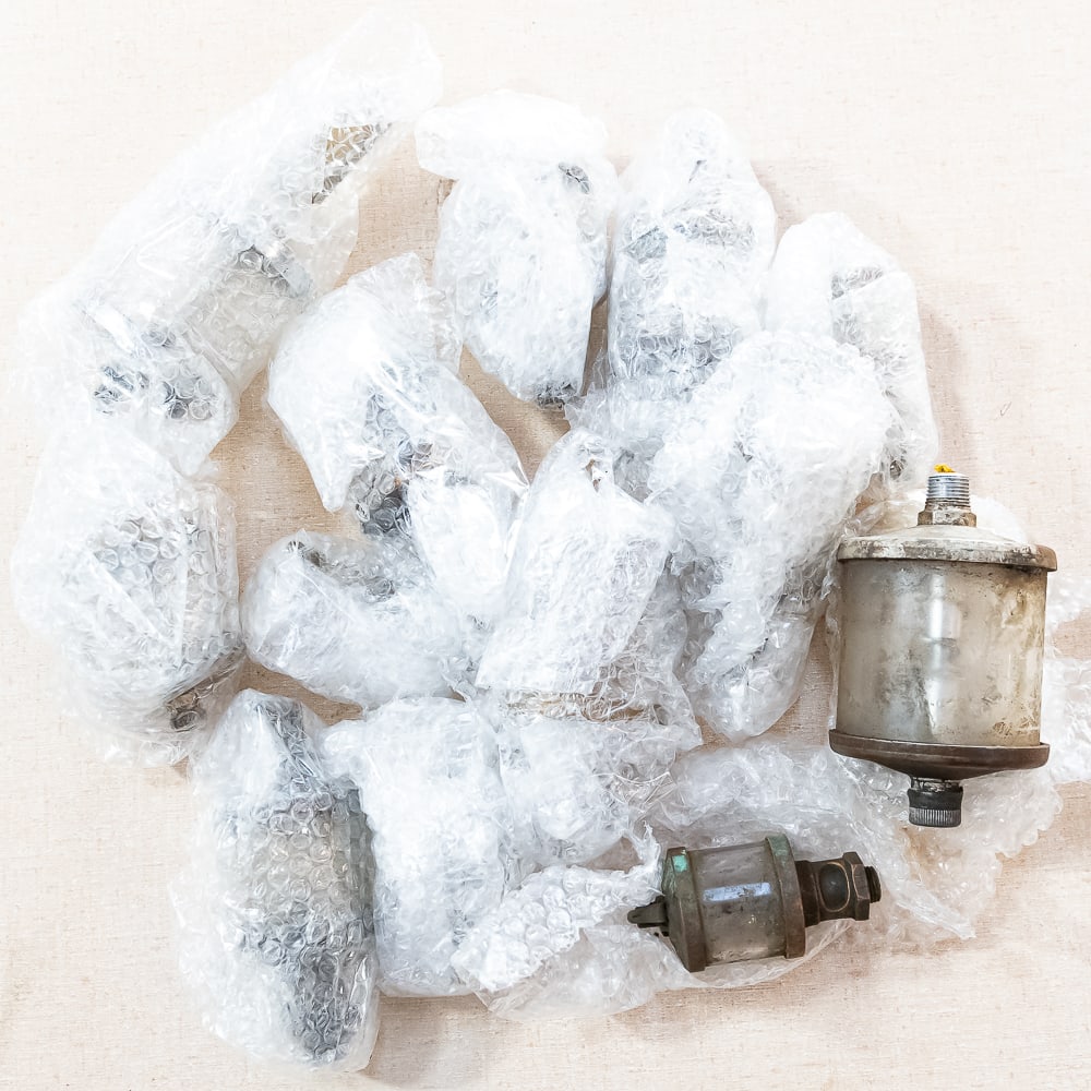 Gas Engine & Machine Drip Oilers: 13 various size brass drip oilers for hit N miss engines. Most appear rebuilt