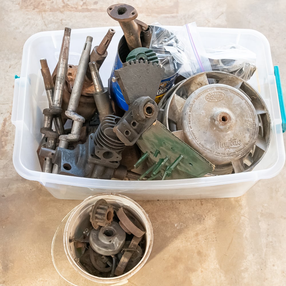 Maytag Engine Parts Lot (1 of 4)