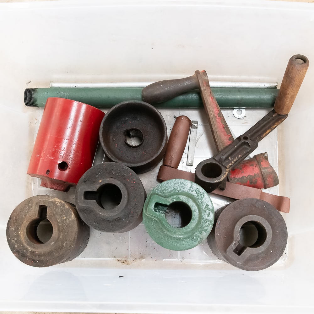 Hit N Miss Engine Pulley Lot (1 of 4)