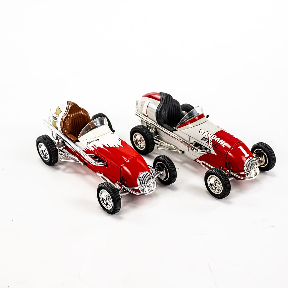 GMP Shorty Templeman & Jim White Midget Racer wBox: Collection showcases GMP limited edition 1/18 scale diecast Shorty Templeman #1 Bardahl OFFY Special & GMP Ralph Pratt #1 Jim White Offy Special midget diecast racers. Each in very good overall condit