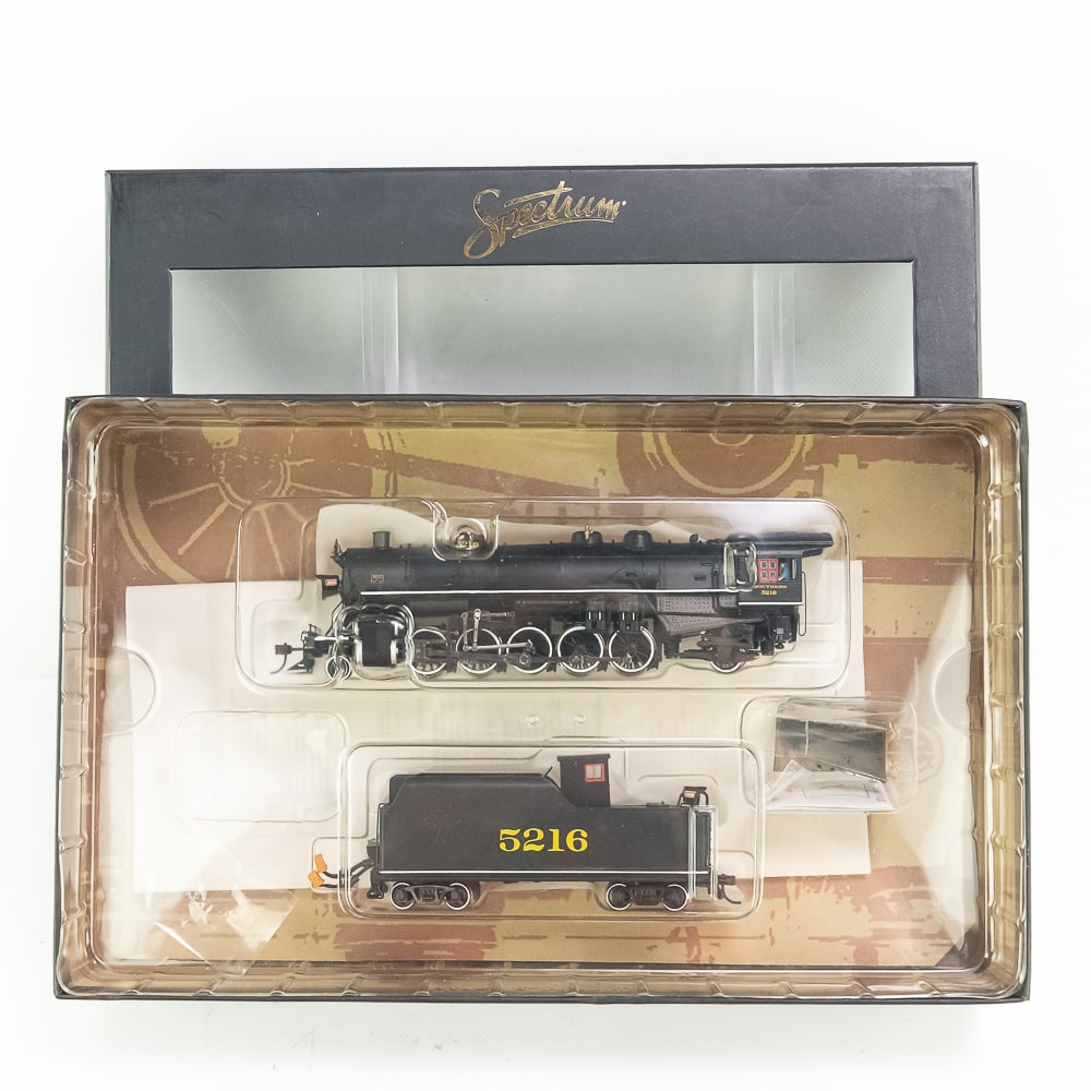 Bachmann 83802 Southern 2-10-2 Locomotive #5216: Bachmann Spectrum #83802 Southern 2-10-2 HO scale steam engine locomotive with DCC #5216. Like new ( if not new) mint over all condition; still showcased inside original packaging. Perfect addition to