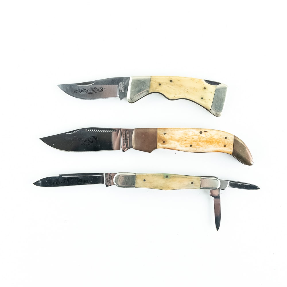 3 Parker Cutlery Pocket Knives: 3 Parker Cutlery pocket knives. All made in Japan with high grade stainless steel. Various models and blade styles. Closed length varies from 3.25-4" Condition ranges from very good to excellent with 