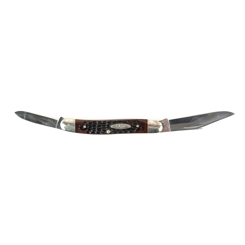 Case XX 06247Pen Knife (1977): Case XX Model 06247PEN knife. 1977 date on blade. Knife is in like new condition. Bolsters have minor wear from storage. Blades and bone handles are excellent. 3.8" Closed length. Excellent collector