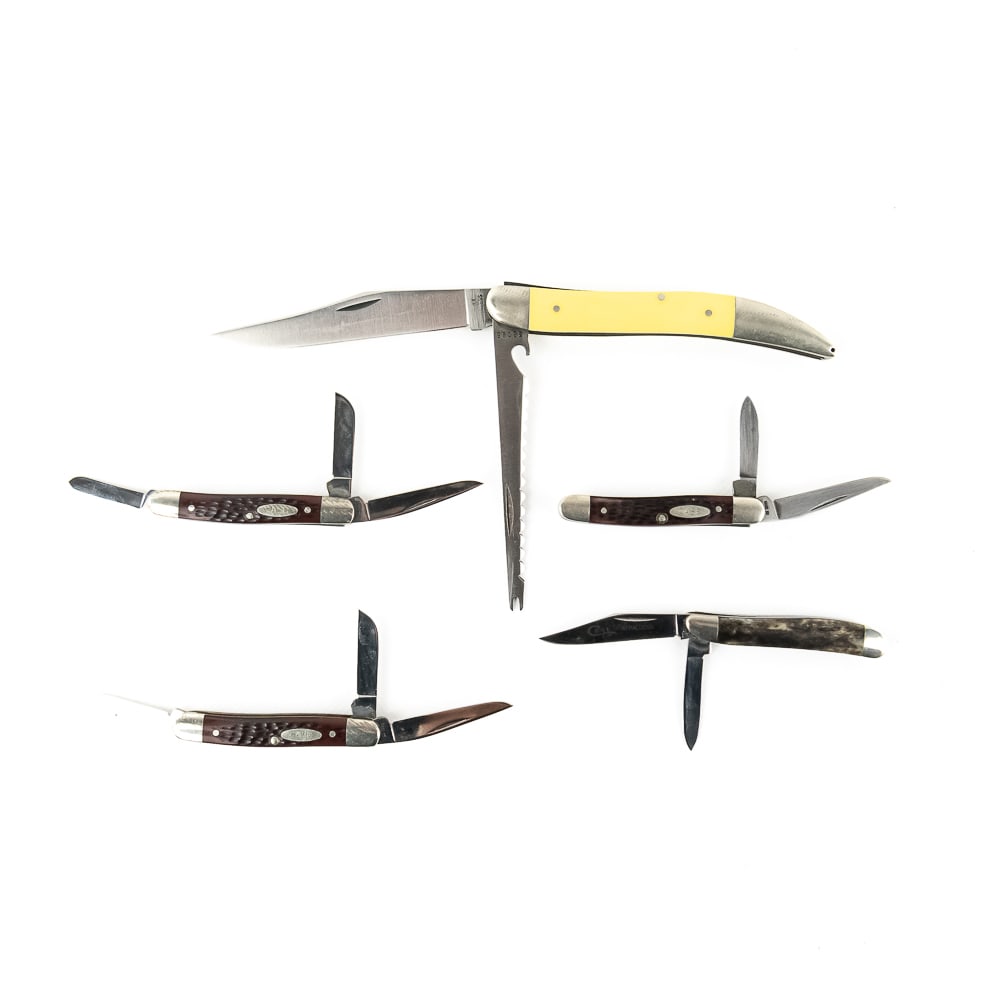 5 Case XX Pocket Knives (1970s): 5 Case XX USA made pocket knives from the 1970s. 2 62027, 1 63027, 1 32095, 1 A6220. Knives are all in excellent condition. Bolsters have minor wear from storage and age. Bone and delrin handles are e