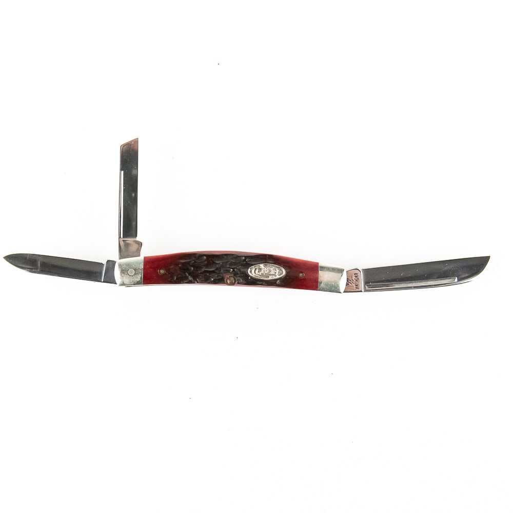 CASE XX USA, #R63052 Red Bone Congress Whittler: Very cool, CASE XX USA, Pattern R63052 SSP 1-Dot with Red Bone scales. This 3-Blade Congress/Whittler has beautiful red bone scales with no flaws. Blades remain unused and have great snap. Closed leng