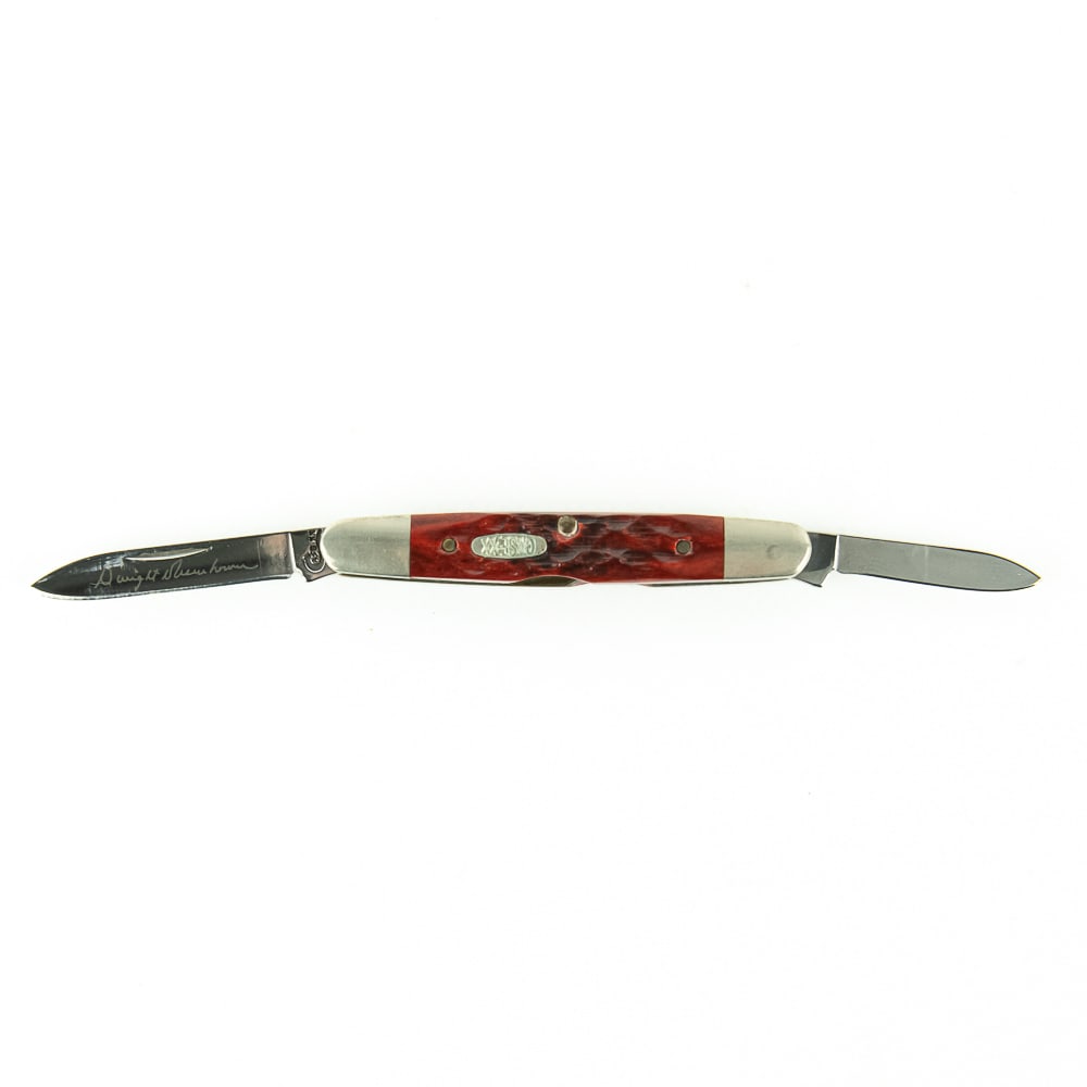 CASE XX USA, Pattern #06263 Eisenhower 1990's: Beautiful, CASE XX USA Eisenhower pattern from the 1990's. (1-Dot). Red bone jigged scales in excellent condition, Blades are unused and have good snap. Closed length is 3-1/8".