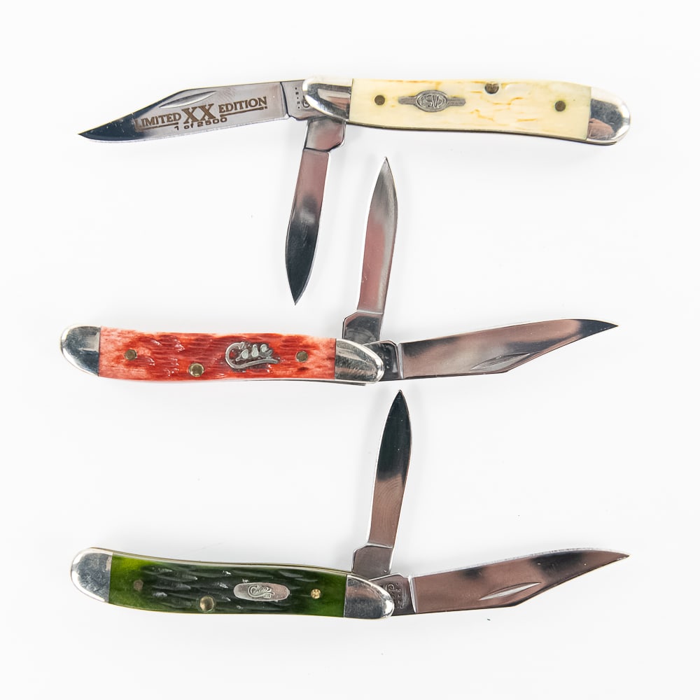 3 Case XX 6220 Peanut Knives (2000s): 3 Case XX Model 6220 Peanut knives. All are early 2000s production and are in like new condition with only minor storage wear on bolsters. 3 Different colors of bone handles. 2.75" closed length. Exce