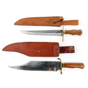 2 Bowie Knives