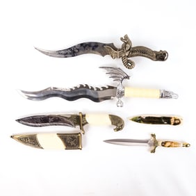 4 Fantasy Daggers