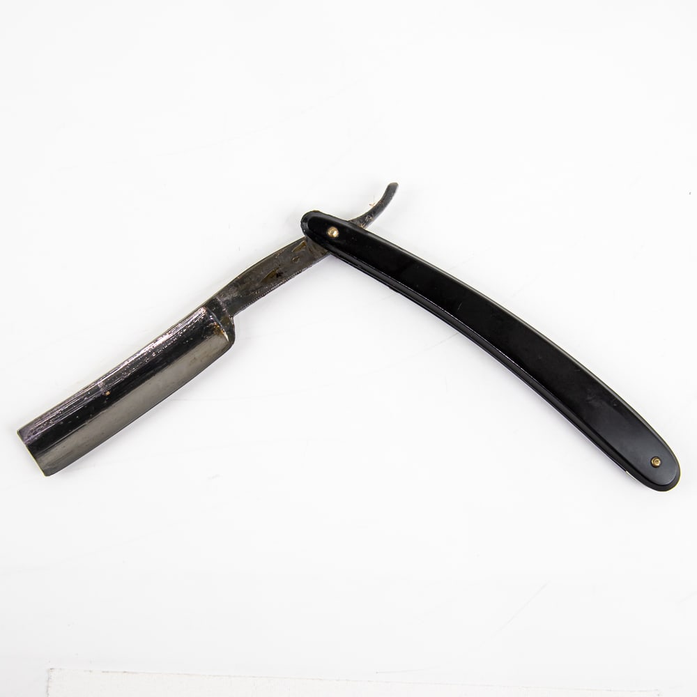 Wade & Butcher Special Straight Razor (1 of 4)