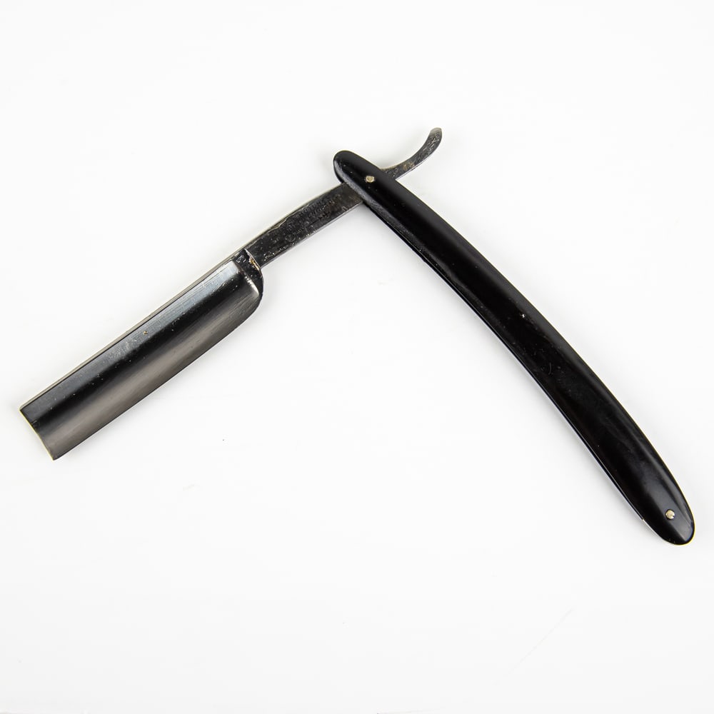 Wade & Butcher 281 Straight Razor (1 of 3)