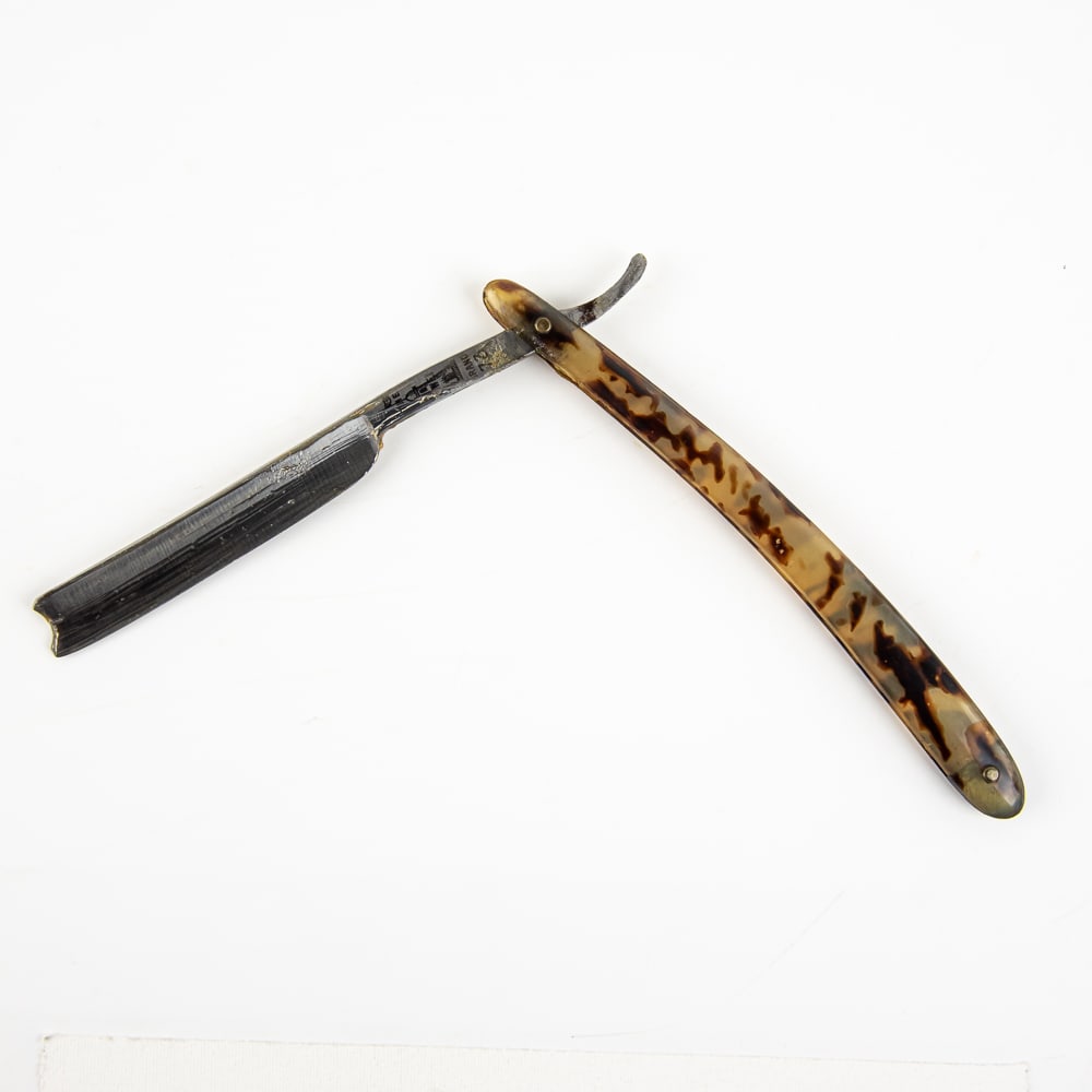 John. S. Holler & Co 73 Straight Razor (1 of 4)