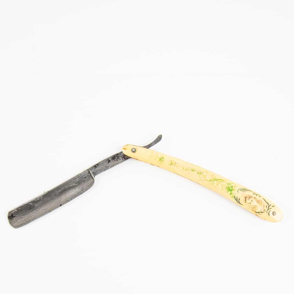 Cattaraugus Cutlery Co Country Gentlemen Razor (1 of 3)