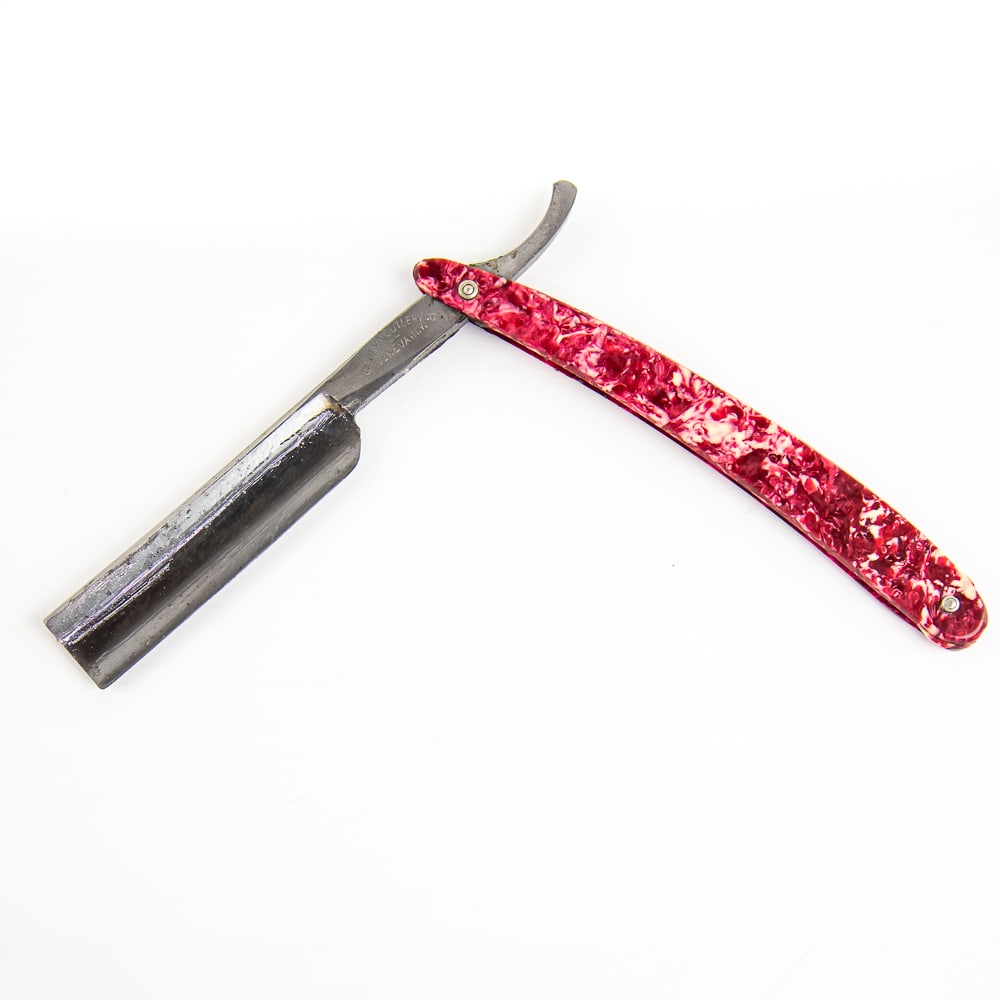Geneva Cutlery Co Straight Razor (1 of 3)