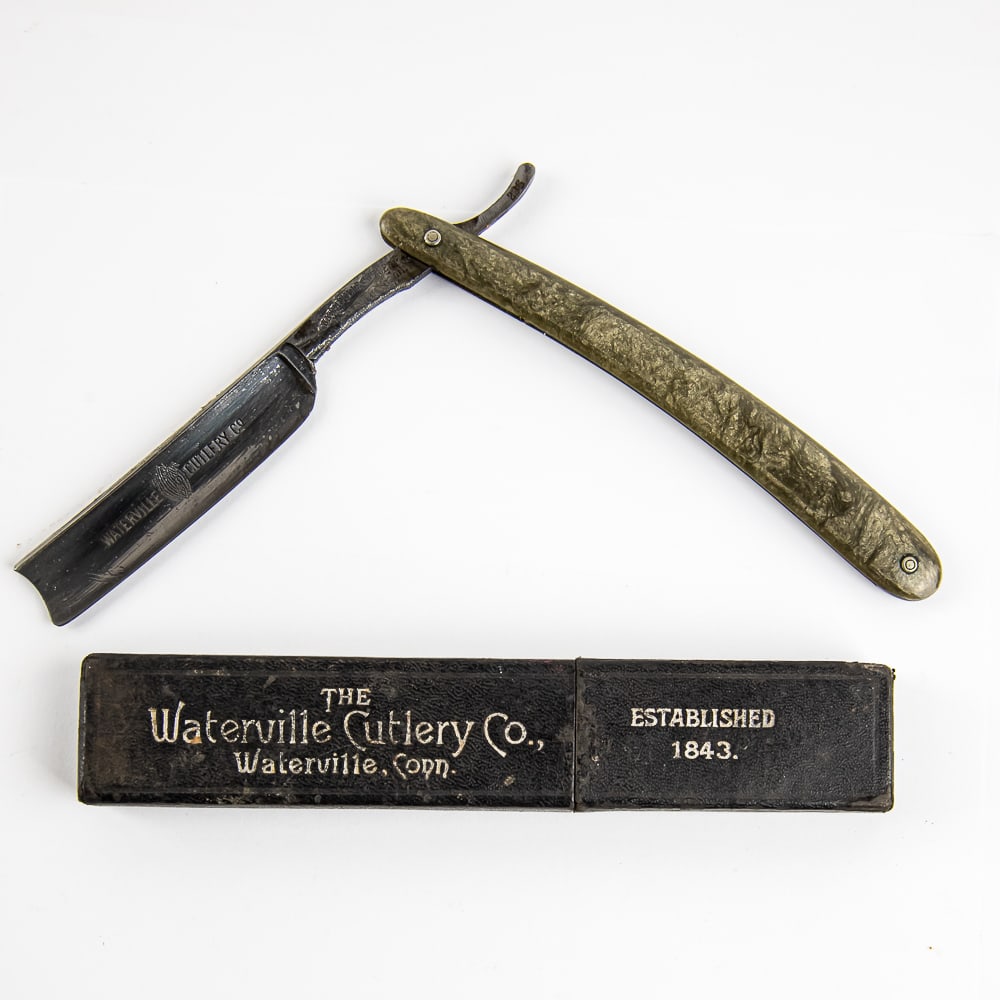 Waterville Cutlery Co "235" Razor w/ Orig. Box (1 of 5)