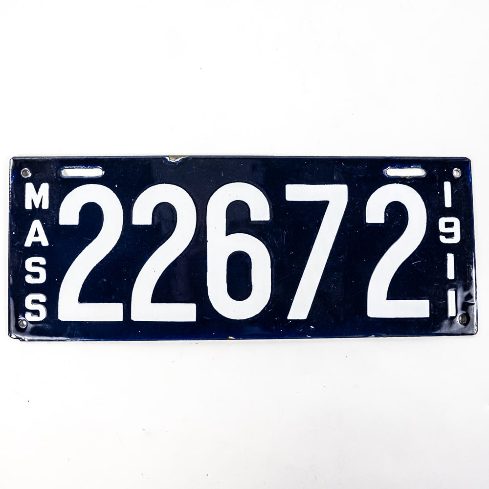 Massachusetts 1911 Porcelain License Plate: 1911 Massachusetts porcelain license plate #22672. Very good to good overall condition with minor surface scuffs scratches and along with minor chips. Perfect addition to your collection, please use p