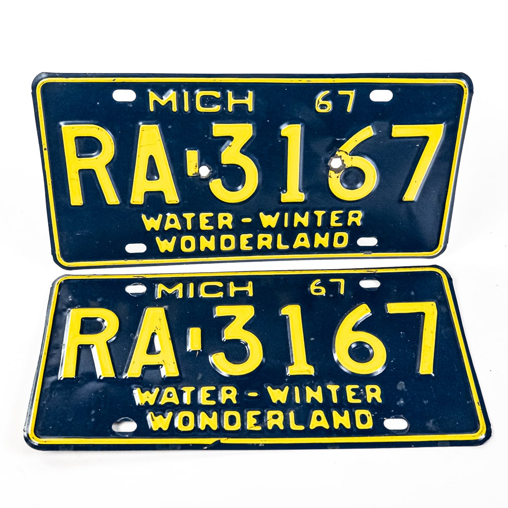 Michigan 1967 License Plate Set (1 of 4)