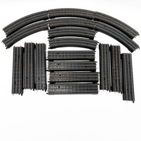 Lionel OO Gauge (10) Straight & (8) Curved Track