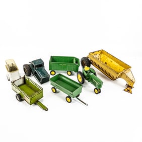 Nylint Earth Mover John Deer Tractor & Trailers